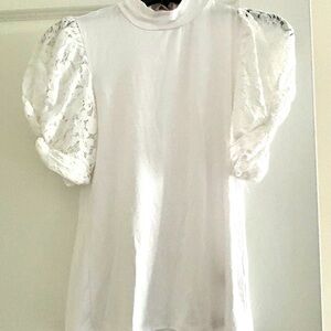 NEW-SUPER CUTE CHIC  WHITE PHILOSOPHY VISCOSE BLOUSE- XS- Extra Small NWT